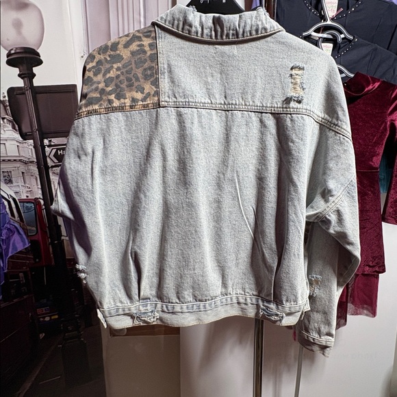 Distressed Denim and Leopard Short Oversized Jacket - Picture 4 of 17